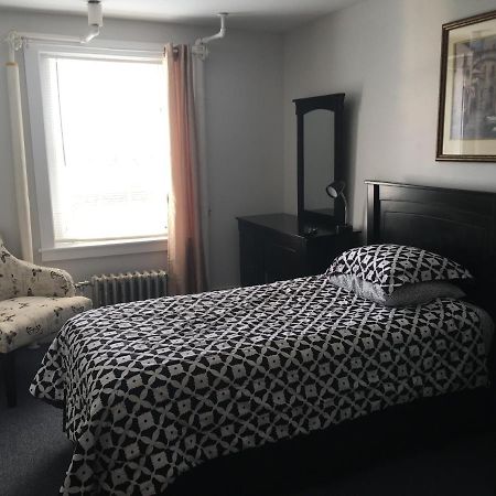 The Dutton House Inn Bangor Bagian luar foto